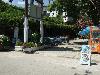 Eines der Strassencafe im Ortskern