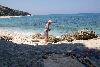 Selbst in der Mittagshitze findet sich am Strand von Papa Nero noch ein schattiges Pl�tzchen.