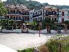 Aussenansicht des Hotel Zefiros in Agios Ioannis